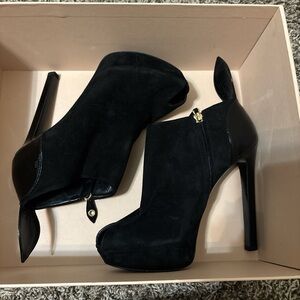 Louis Vuitton Black Heeled Boots